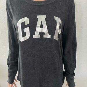 GAP Charcoal Long Sleeve Logo Top Sz XL Gently Used